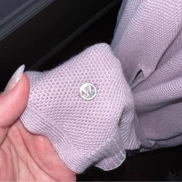 EUC Lululemon Forward Flow Cape - Antoinette/Soft Ivory - OS - Picture 8 of 9